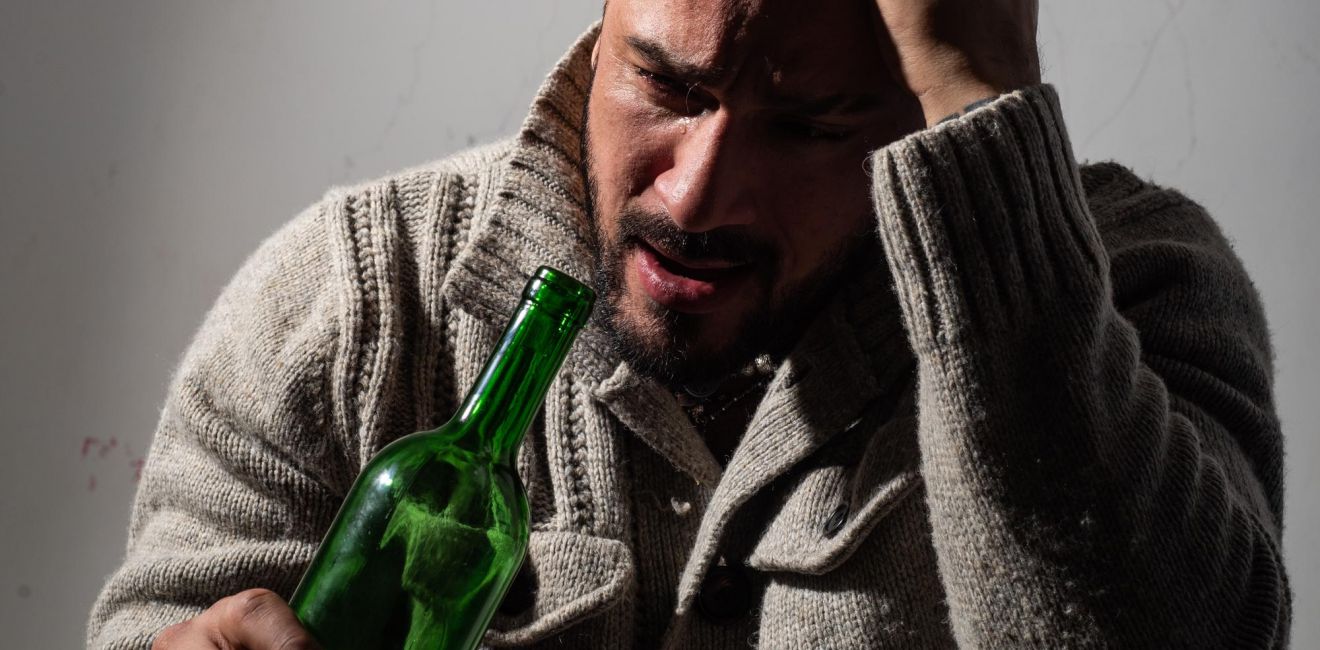 Alcoolismo: quais os principais tratamentos e como a família pode ajudar?